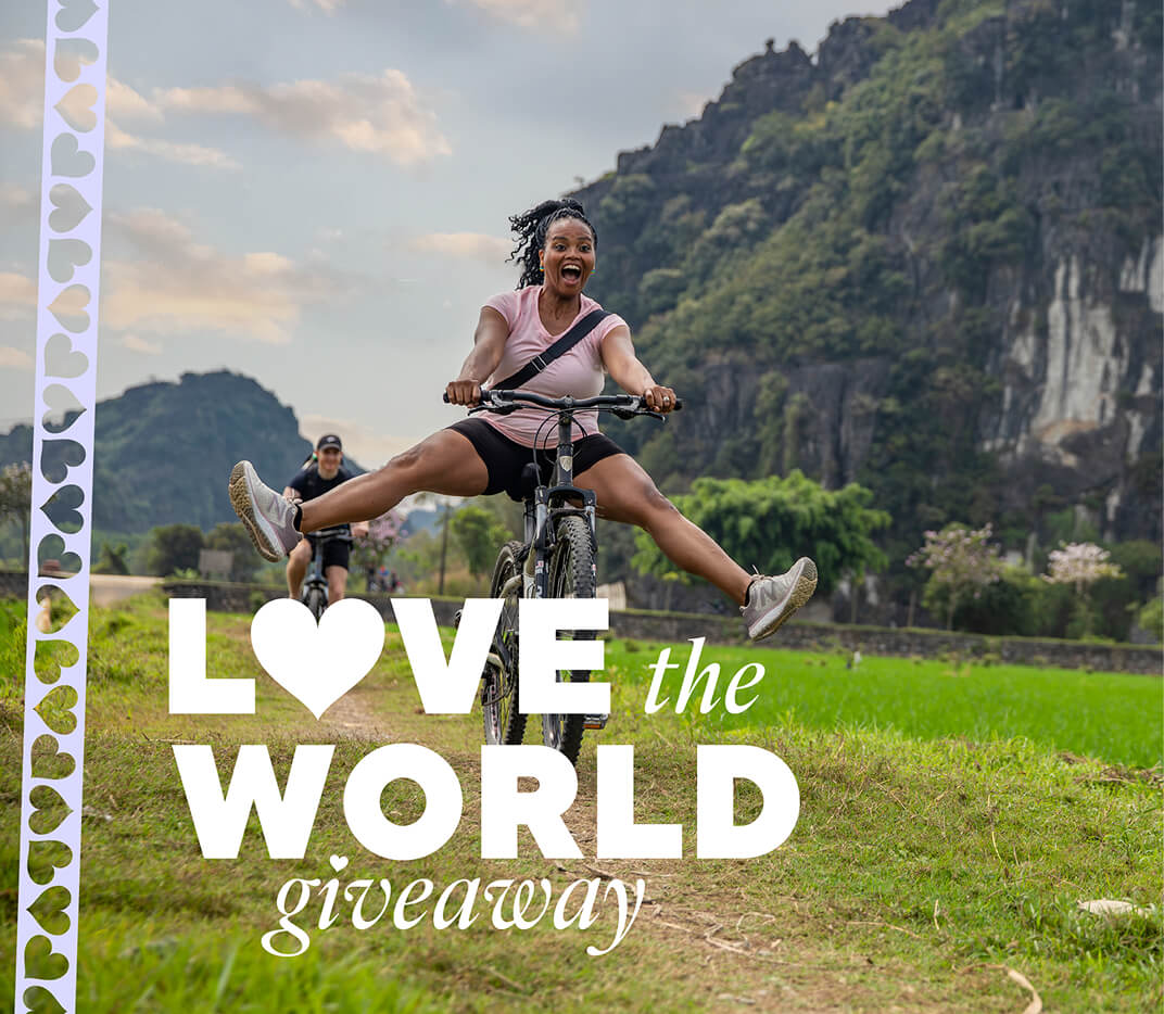 Love the World lock-up