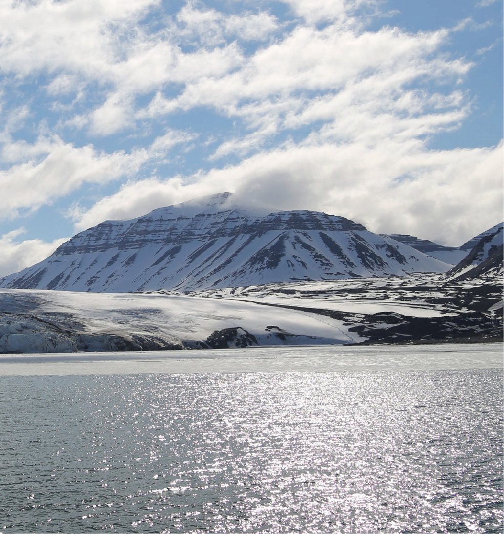 GA-25-03-075-GL- Expedition_Arctic_Phase 3_Email_Trip-Tiles_Beyond the Arctic Circle.png