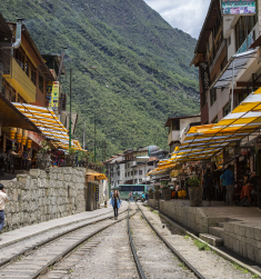 Peru-Train-3.png